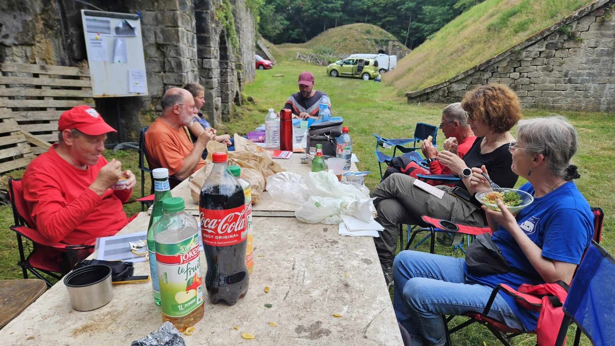 MOMENTS DE CONVIVIALITE